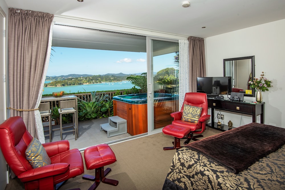 Luxury Room 3 with Ocean View and Private Spa photo 1