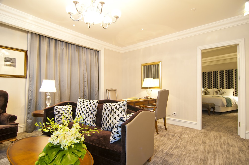 Deluxe Suite photo 1
