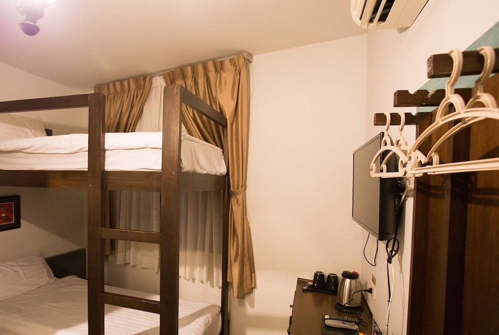 Standard Bunk Bed Room photo 1