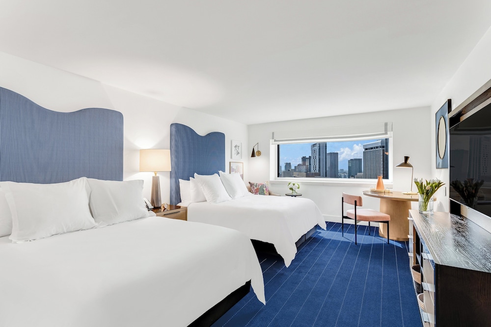 Classic Room, 2 Queen Beds (Skyline View)
