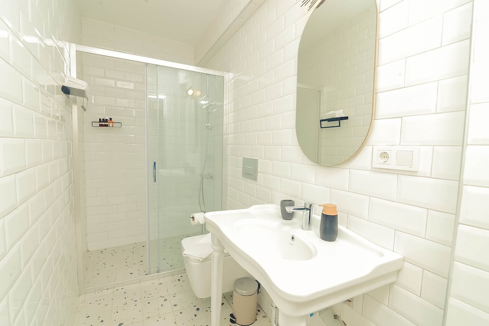 Deluxe Triple Room photo 2
