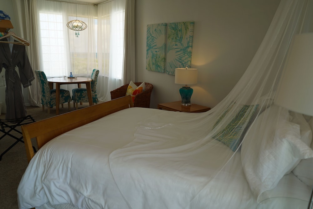 Standard Room, Multiple Beds, Non Smoking, Balcony (Room With A View) photo 1