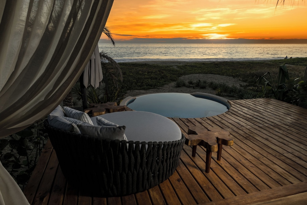 Superior Suite, Sea View