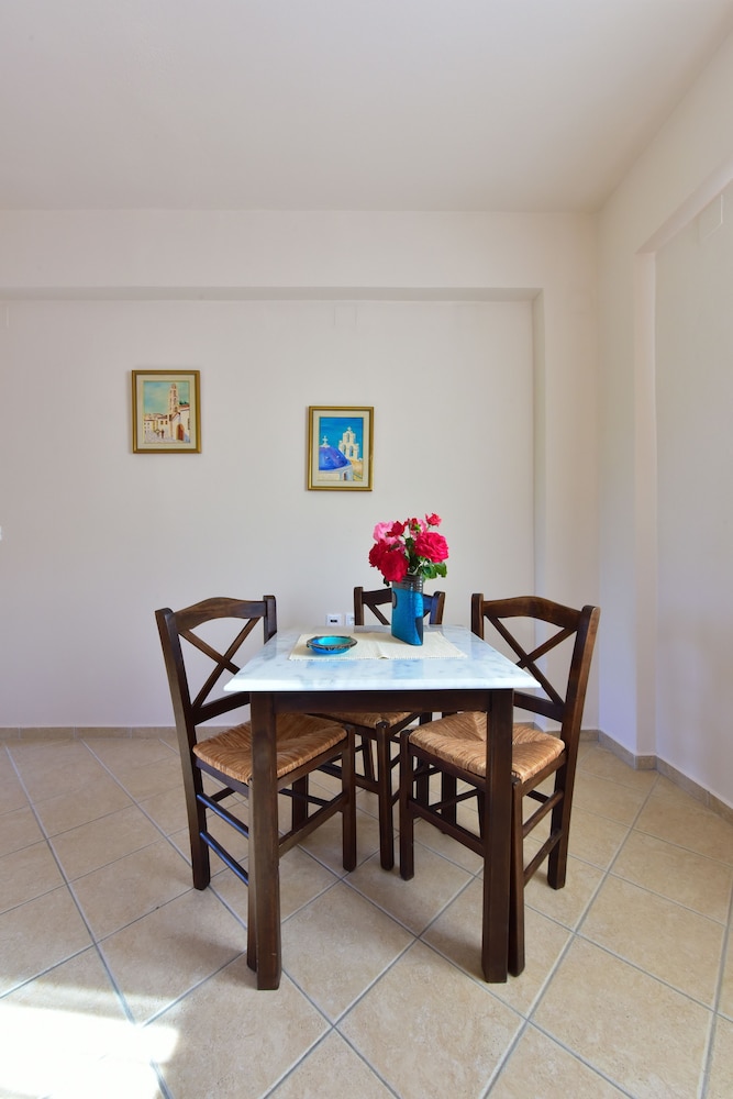 Family Apartment, Mountain View photo 3