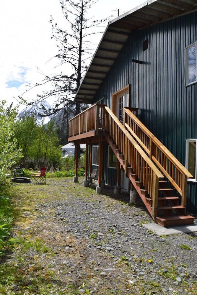 Coho Apartment (In Barndominium)