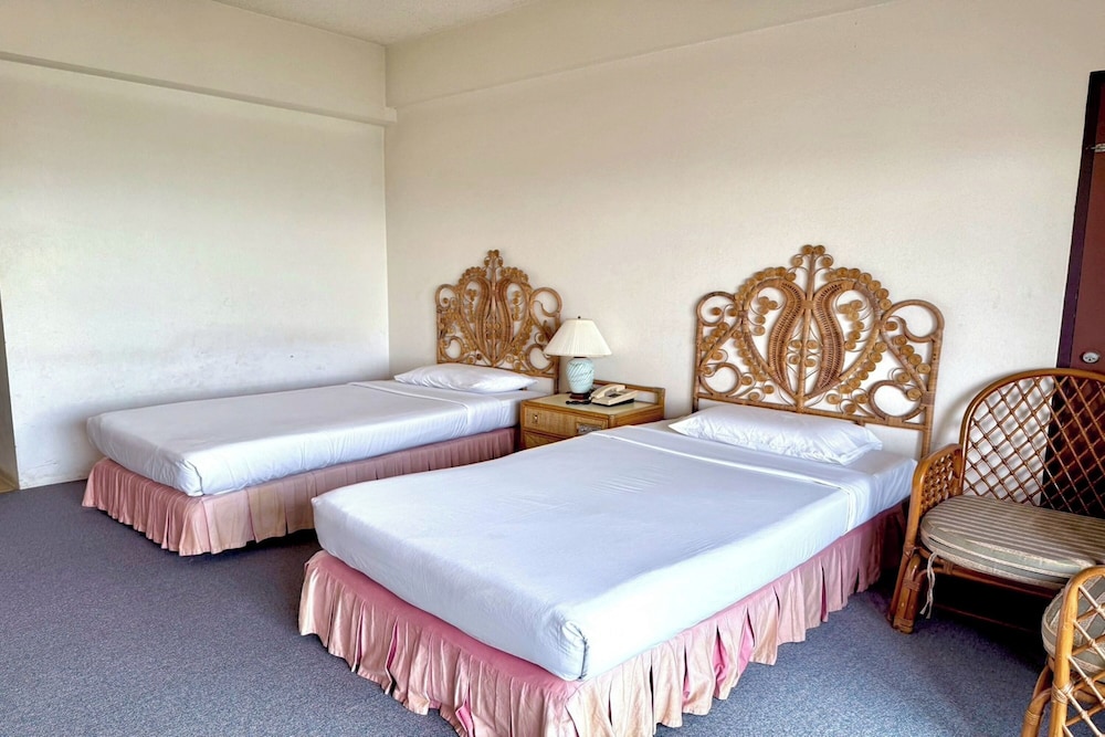 Standard Twin Room - Photo 6