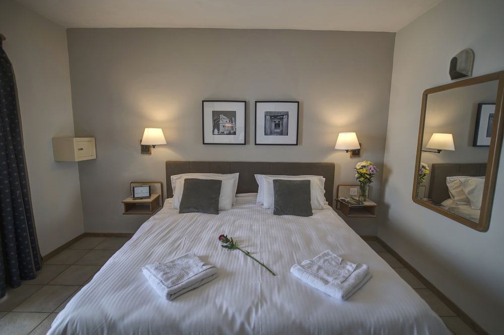 Double / Twin Sea View - Photo 8