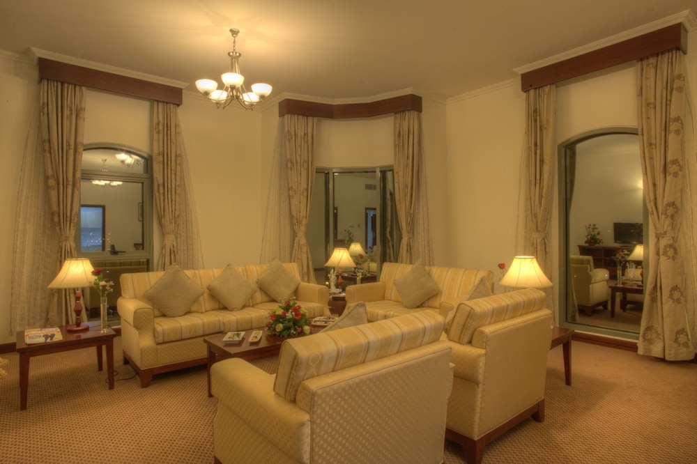 Apartment, 3 Bedrooms photo 2