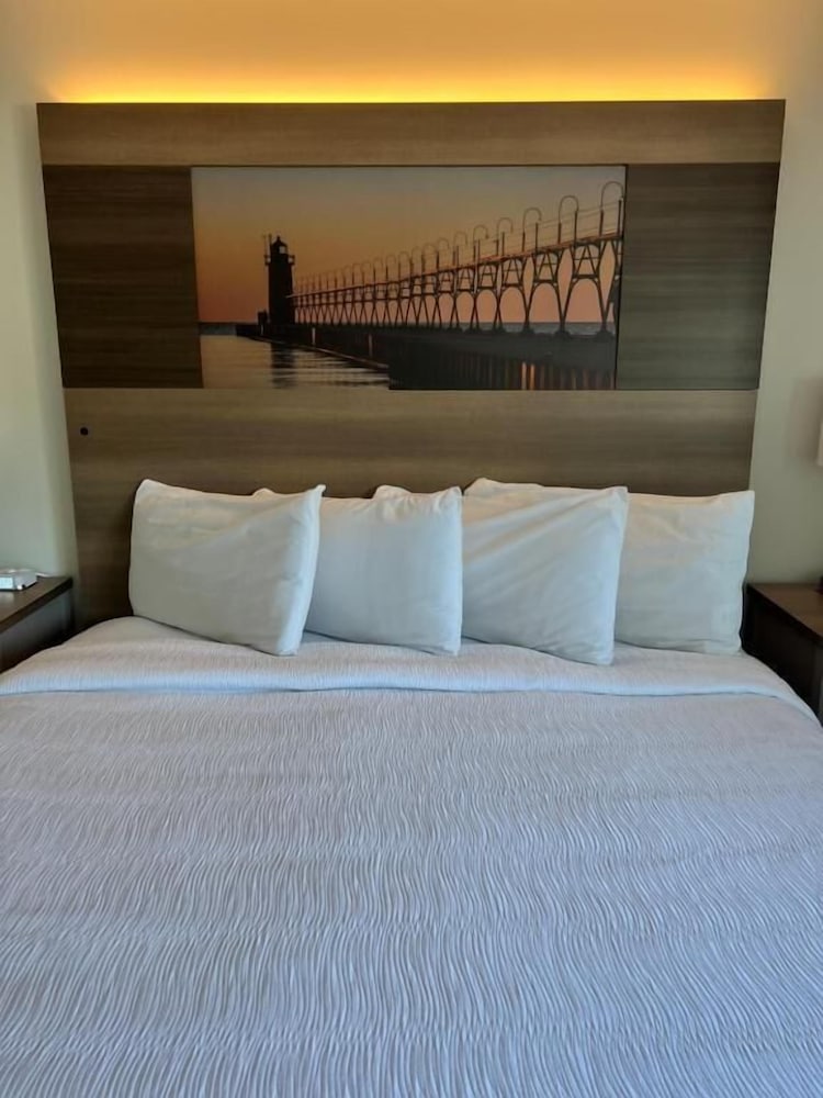 Beach View Veranda Studio Suite photo 2