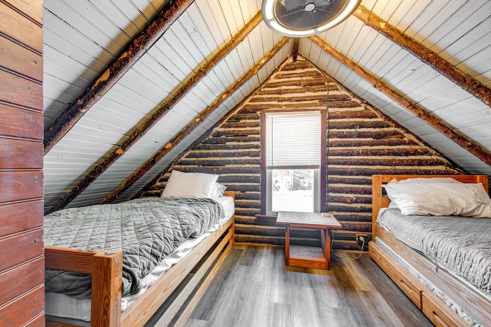 House (2 Bedrooms) photo 2