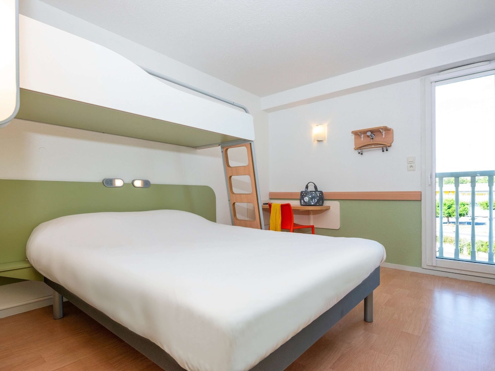 Triple Room, Multiple Beds photo 2
