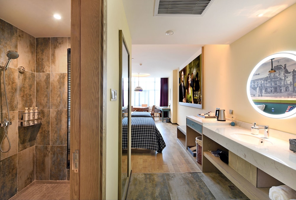 Premier Twin Room photo 3
