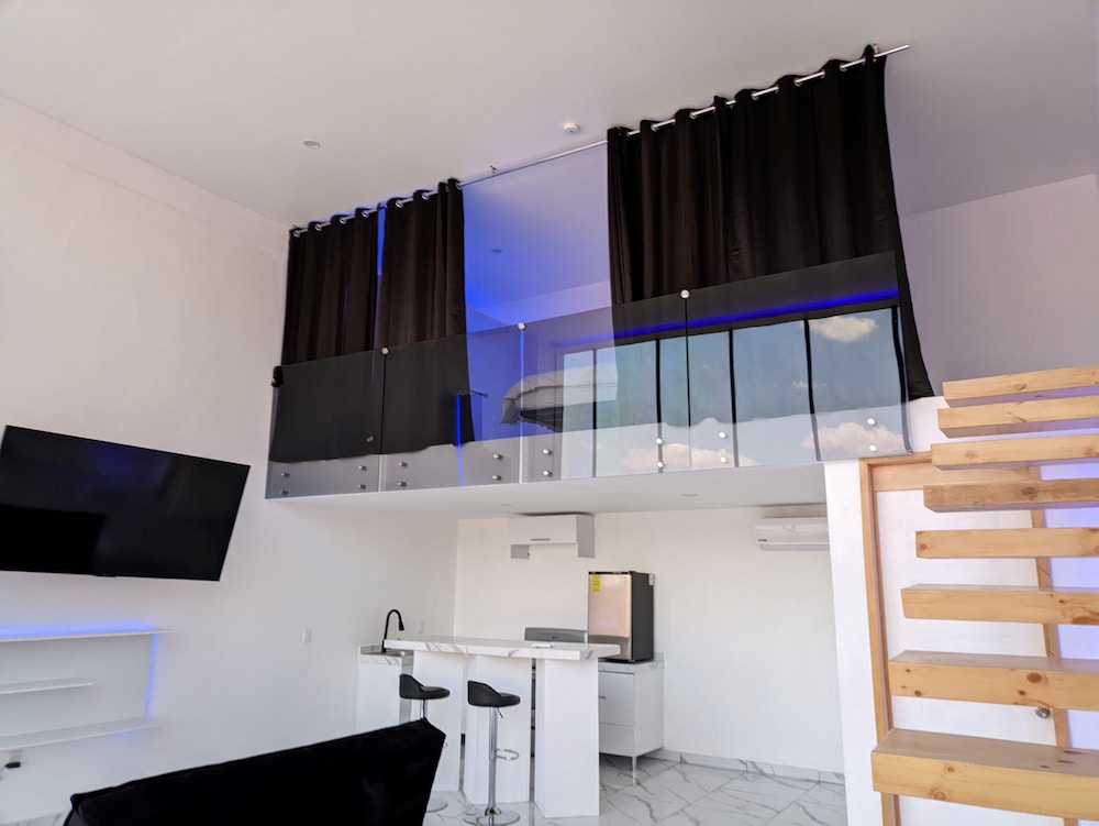 Deluxe Double Room, Balcony, City View