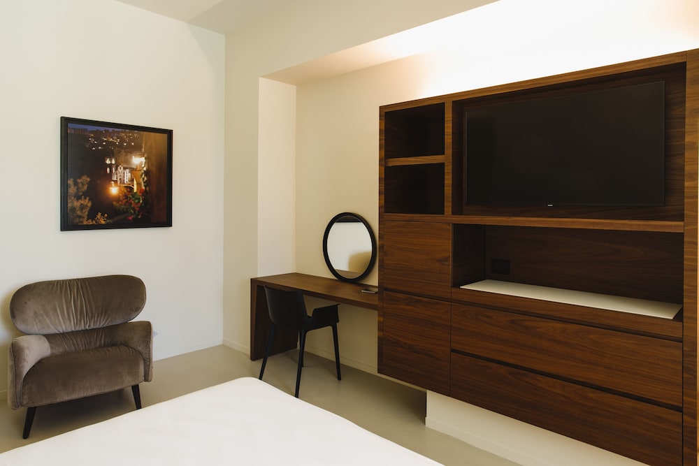 Junior Studio Suite photo 3