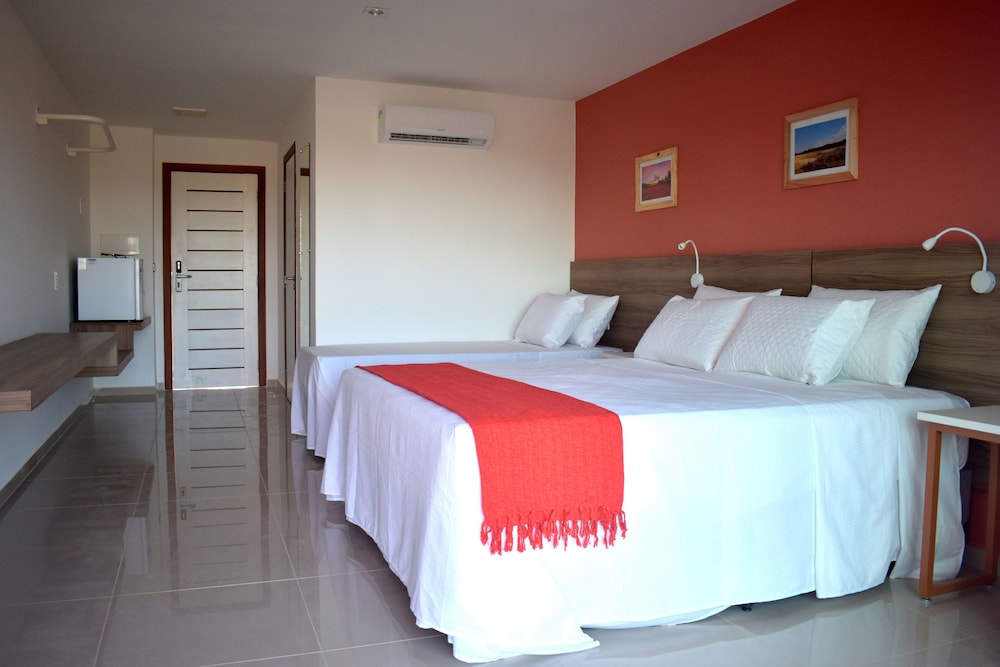 Deluxe Room, Pool View - Photo 2