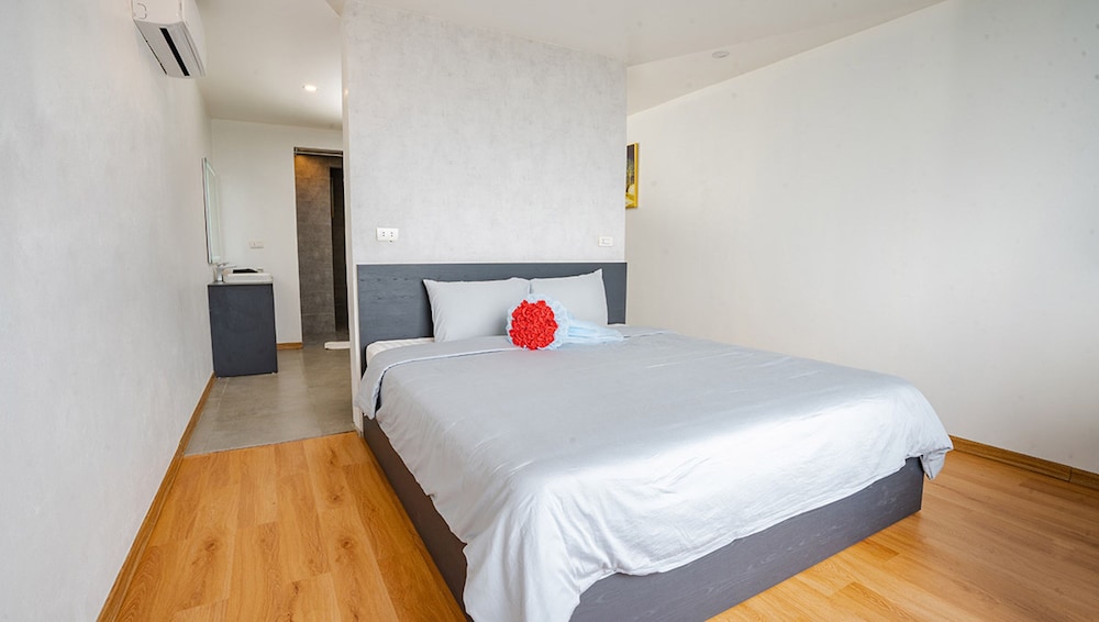 Luxury Room, Garden View