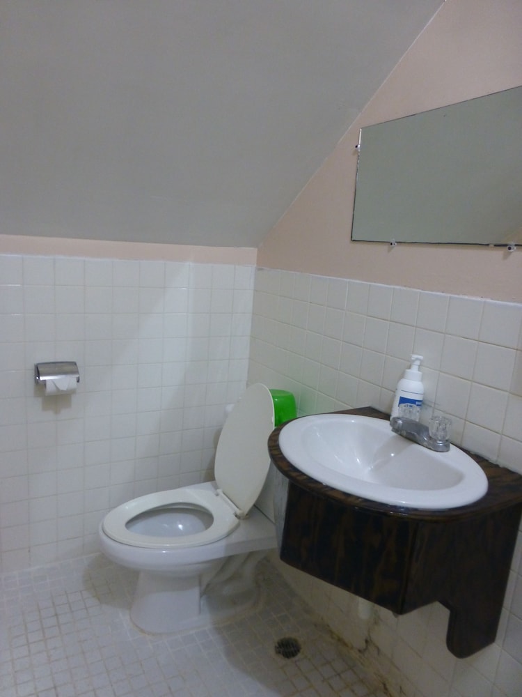 Club House Twin Room photo 3