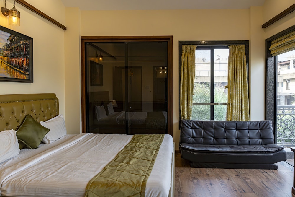 Four Bedroom Villa photo 1