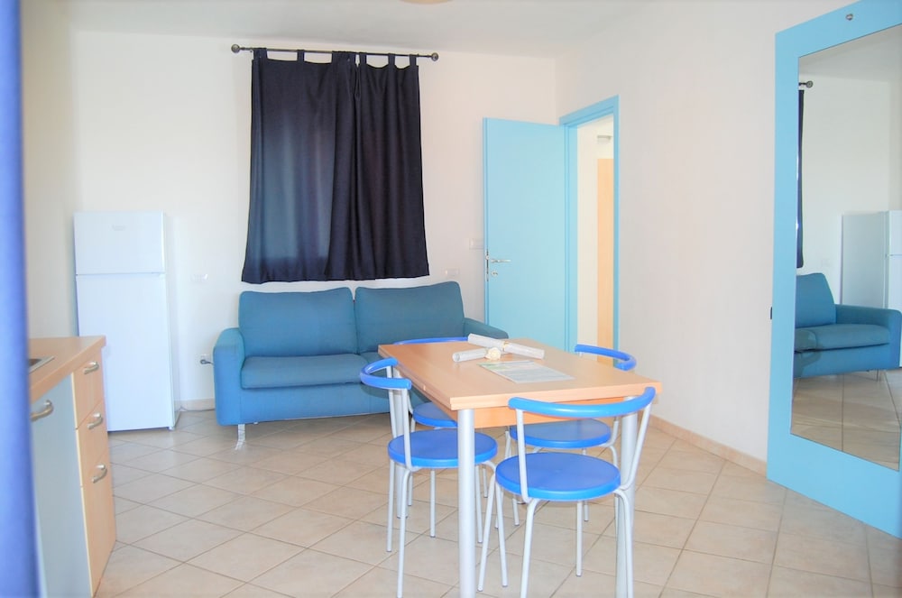Apartment, 1 Bedroom, Ground Floor photo 2