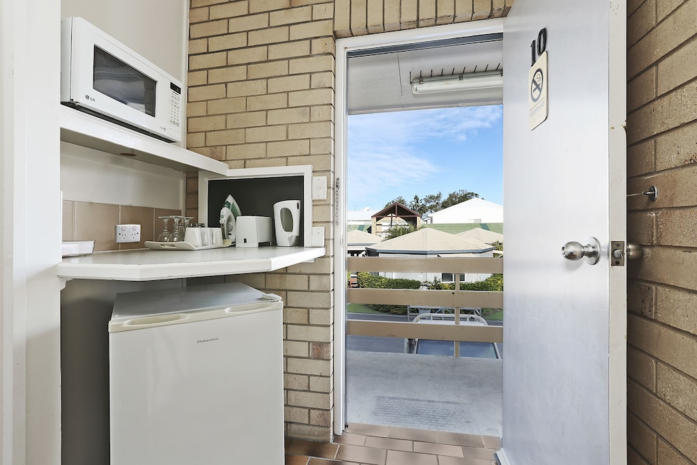 Family Suite, 1 Bedroom, Non Smoking (Family Motel Room) photo 1