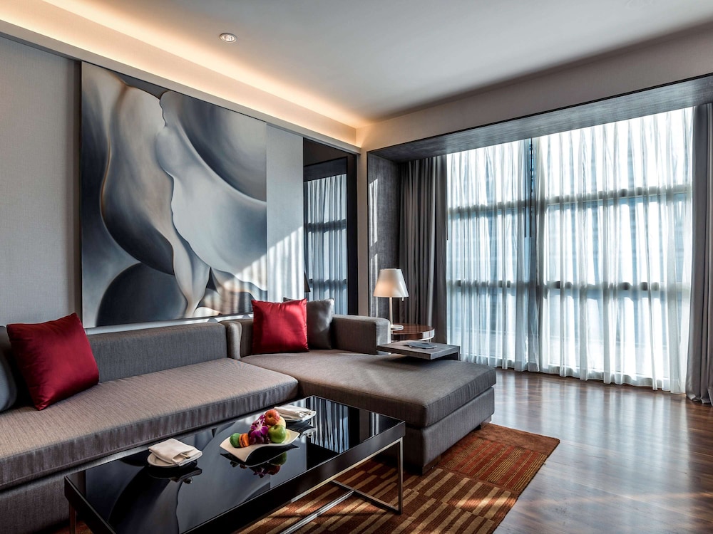 Executive Suite Room, Lounge Access, 1 King Bed, High Floor