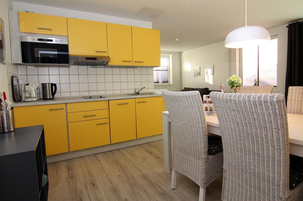 Classic Apartment, 3 Bedrooms photo 2