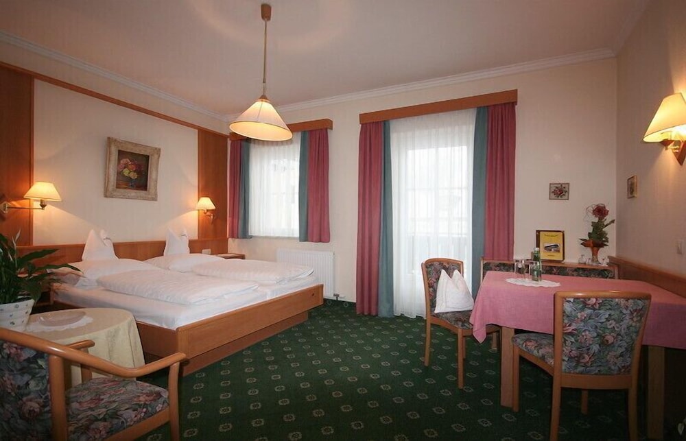 Triple Room photo 2
