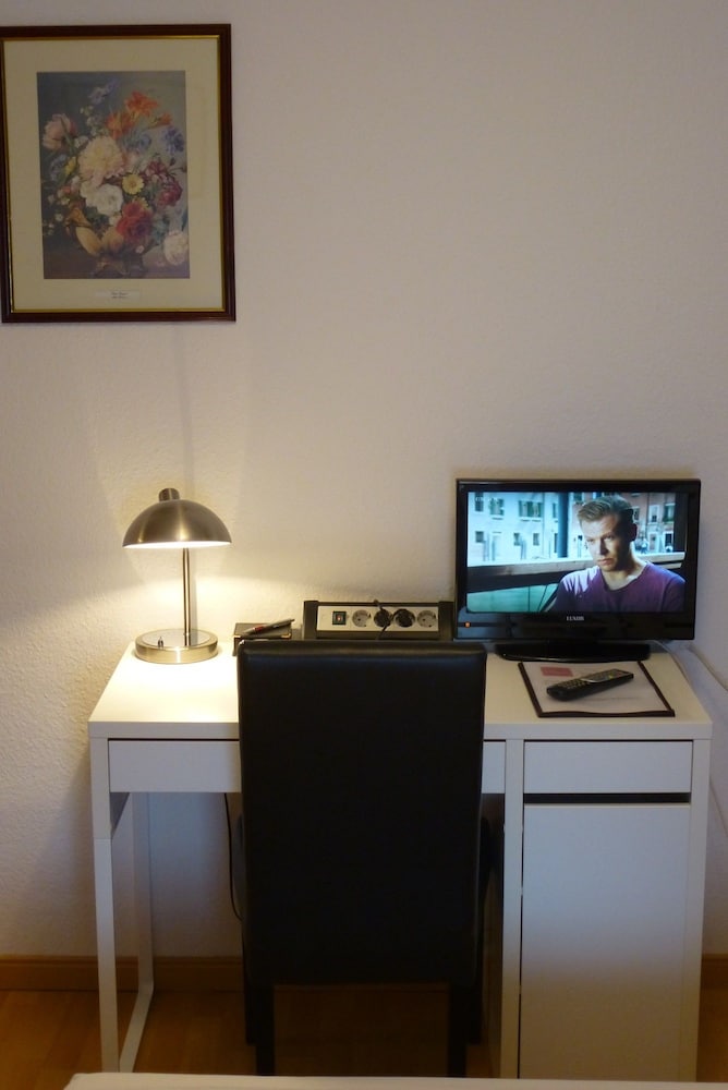 Double Room - Photo 3