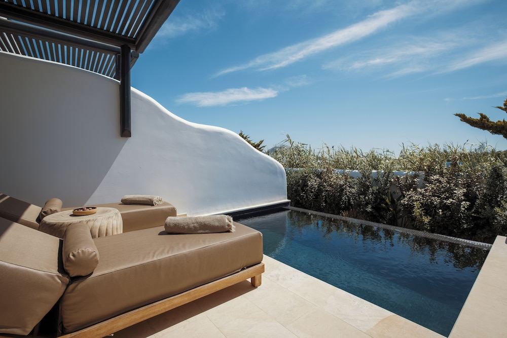 Superior Room, Private Pool - Photo 2
