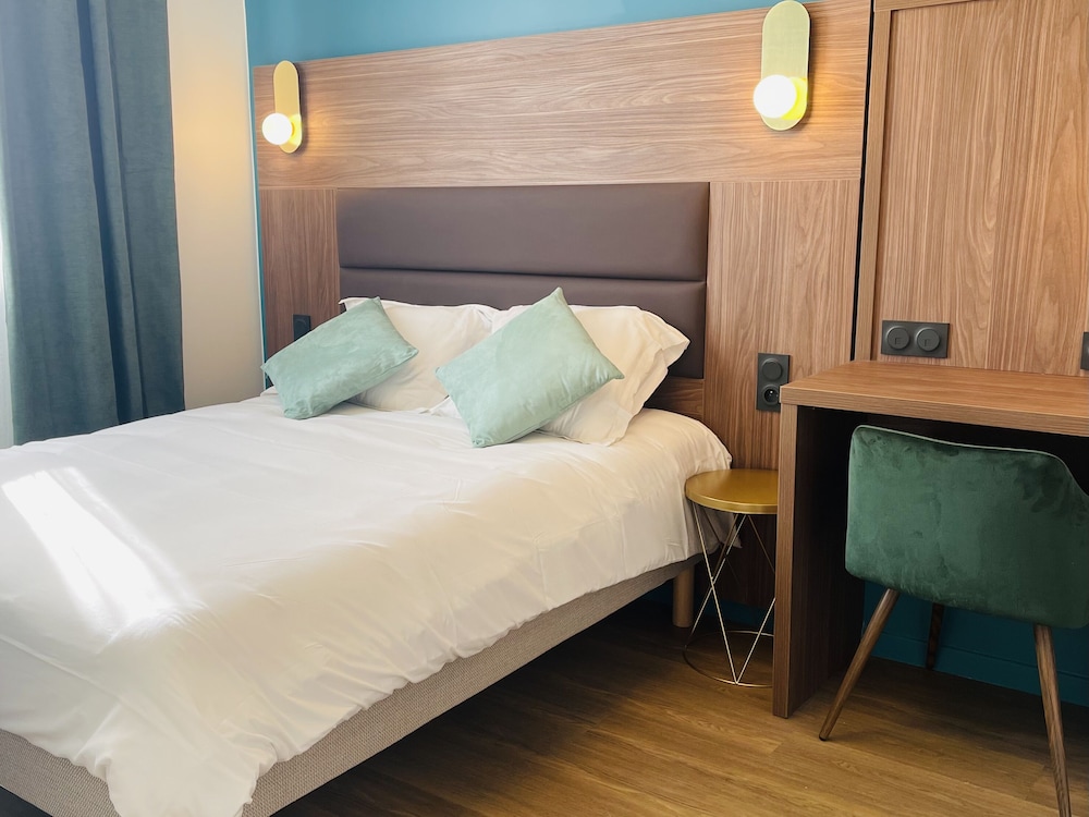 Superior Double Room, Non Smoking, City View photo 3