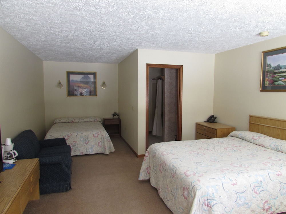 Standard Room, Multiple Beds, Accessible