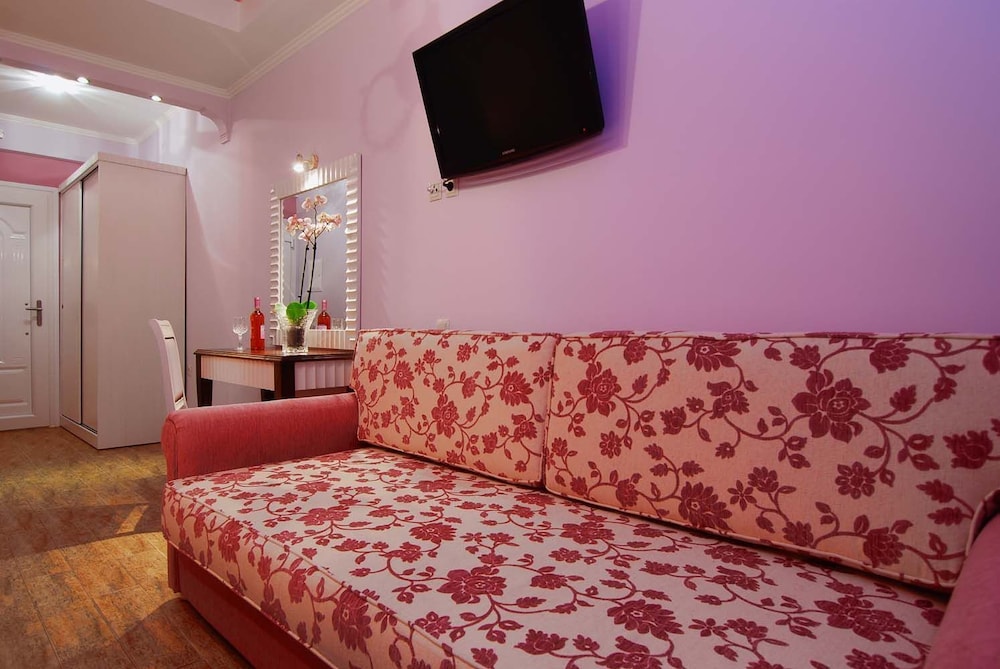 Deluxe Room, Sea View - Photo 7