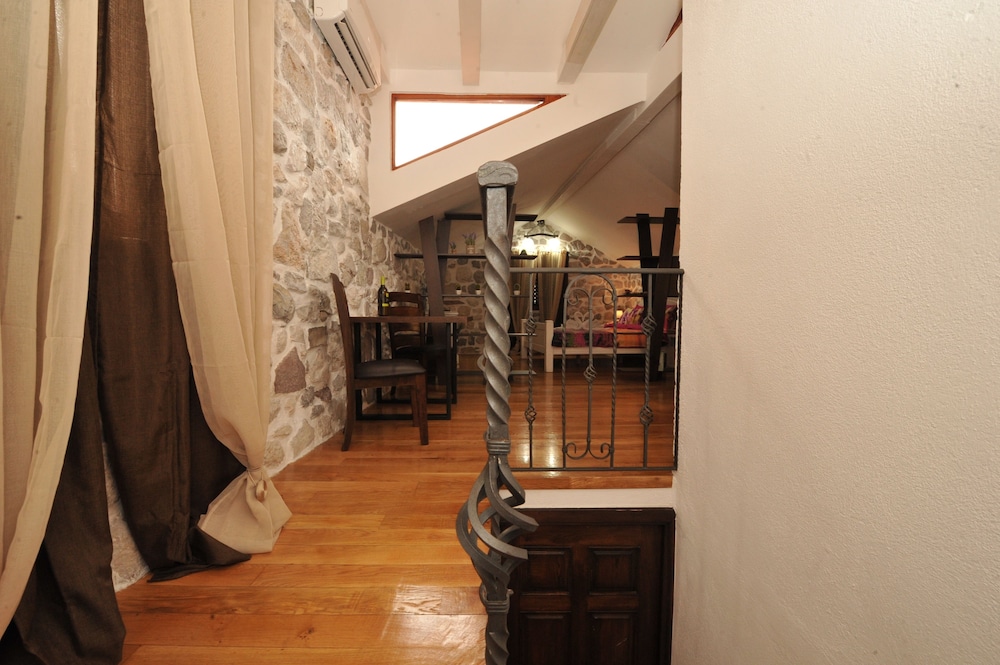 Panoramic Studio