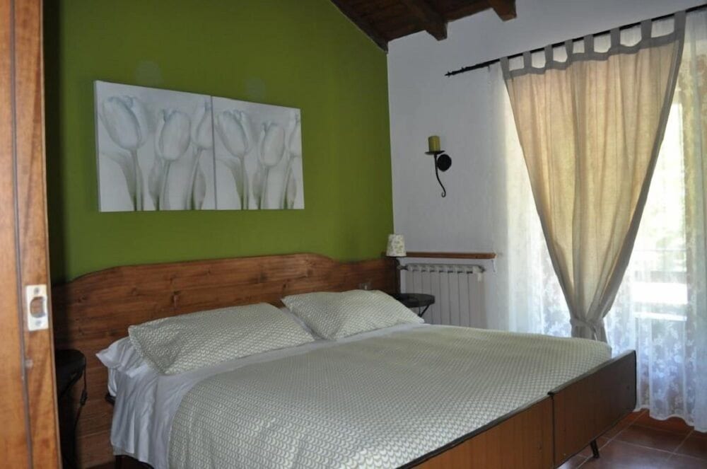 Standard Double or Twin Room, Terrace, Lakeside photo 1