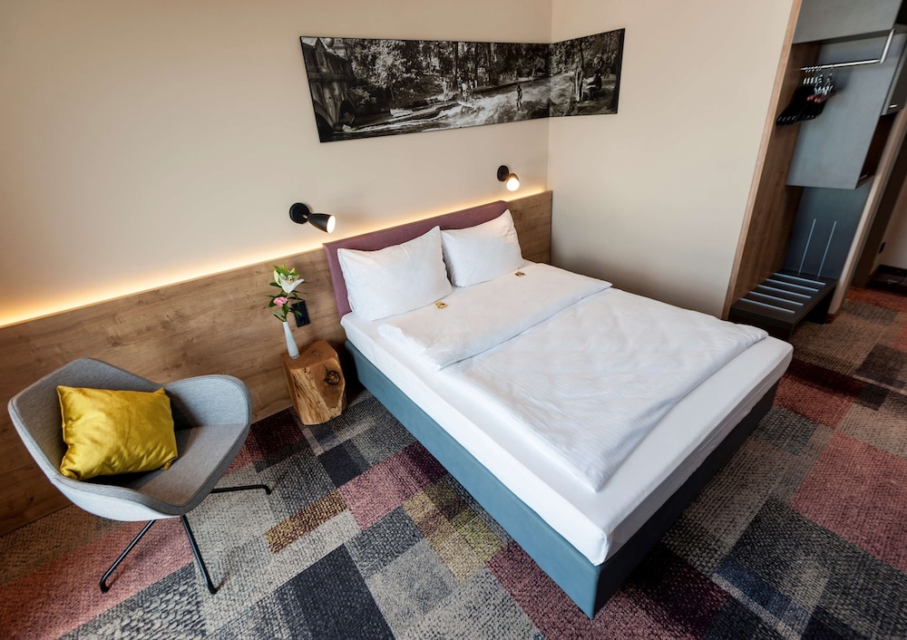 Family Room, 1 Queen Bed