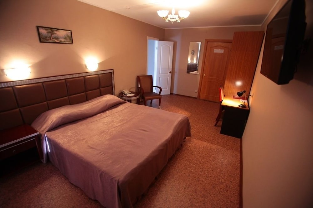 Standard Double or Twin Room photo 3