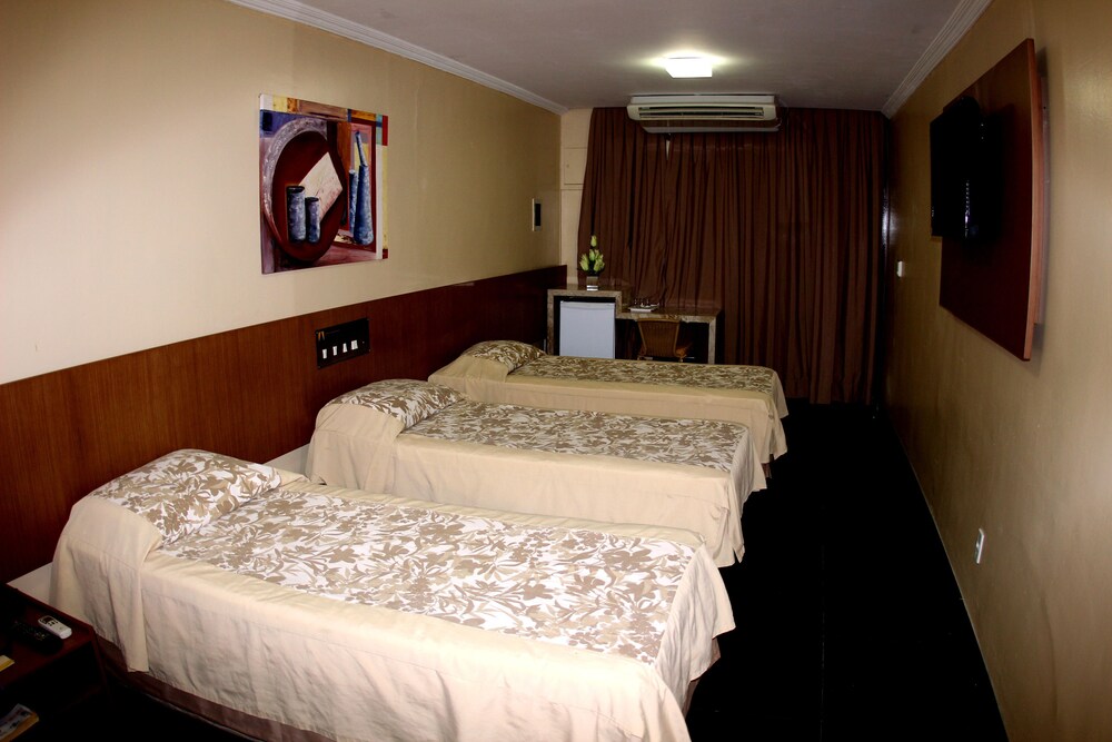 Executive Room - Photo 5