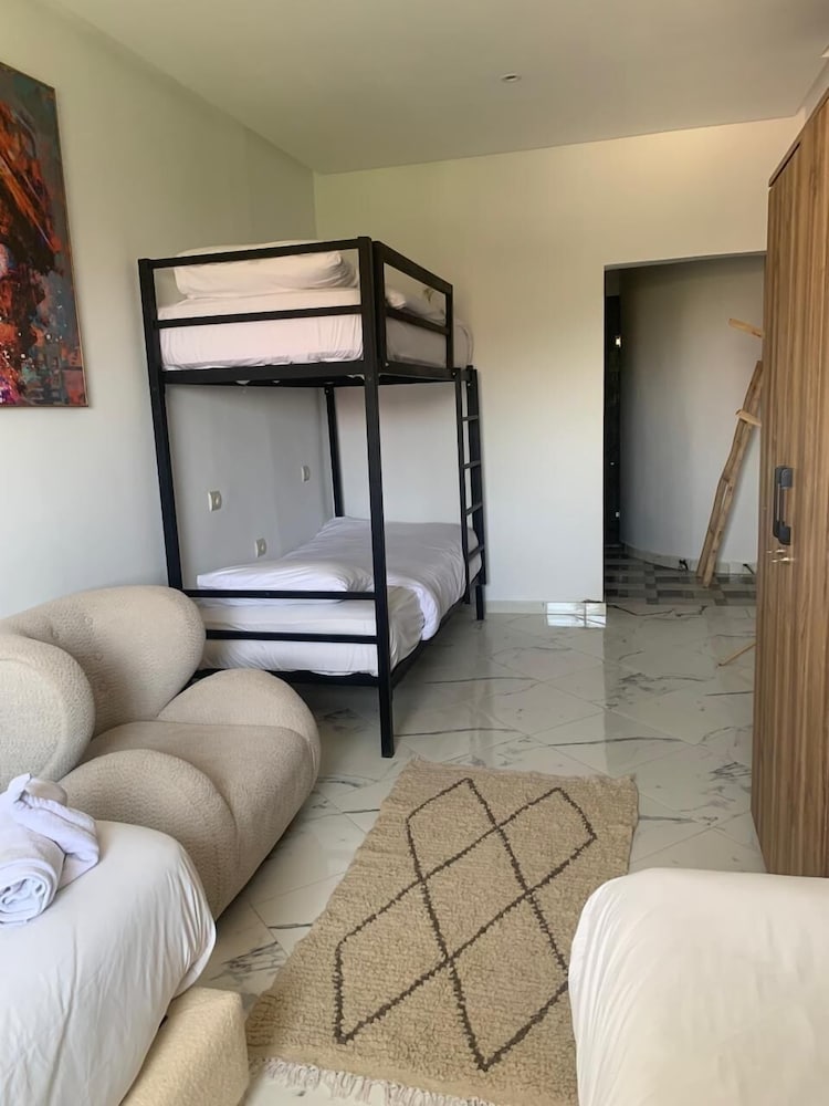 Family Quadruple Room photo 2