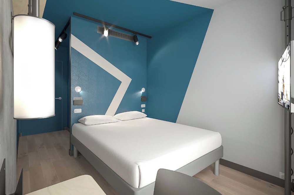 Standard Room, 2 Twin Beds photo 3