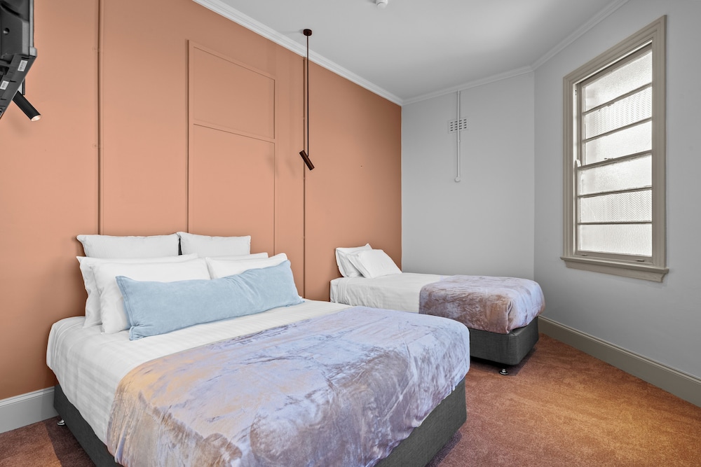 Deluxe Triple Room, Multiple Beds, Non Smoking
