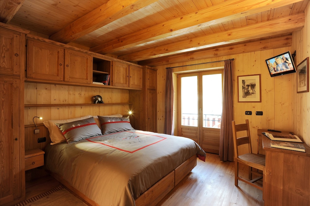 Standard Room photo 1