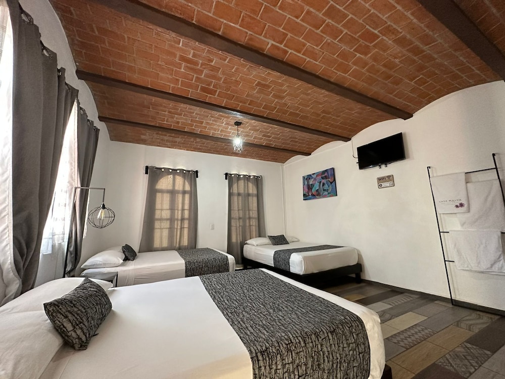 Family Room, Multiple Beds photo 1
