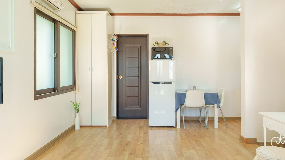 Basic Room, 1 Bedroom (Poodle 101) photo 2