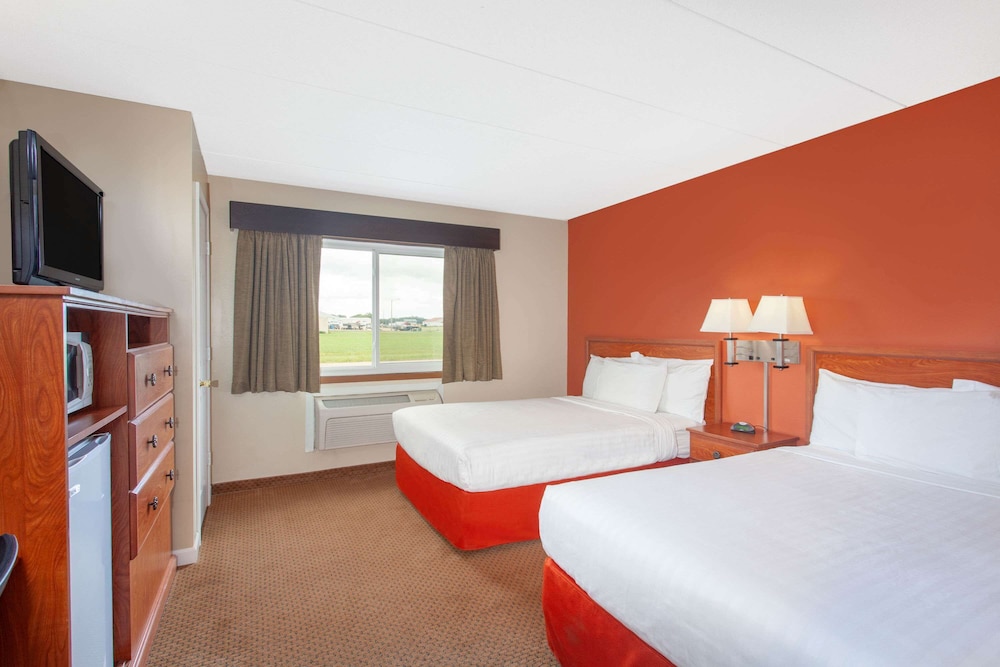 Room, 2 Double Beds, Accessible, Non Smoking photo 1