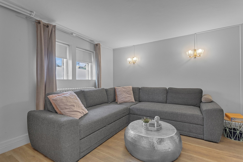 Apartment, Ground Floor photo 1