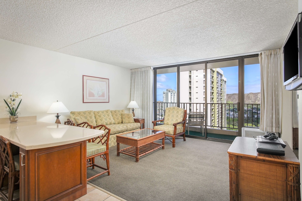 Deluxe Room, 1 Bedroom, Ocean View - Photo 5