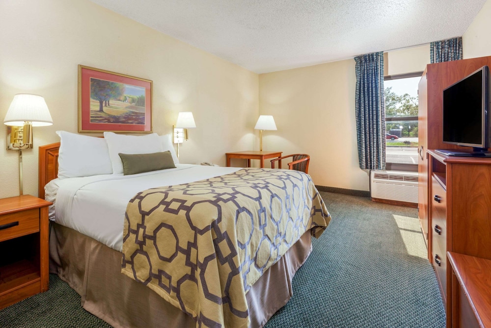 Room, 2 Double Beds, Non Smoking - Photo 2