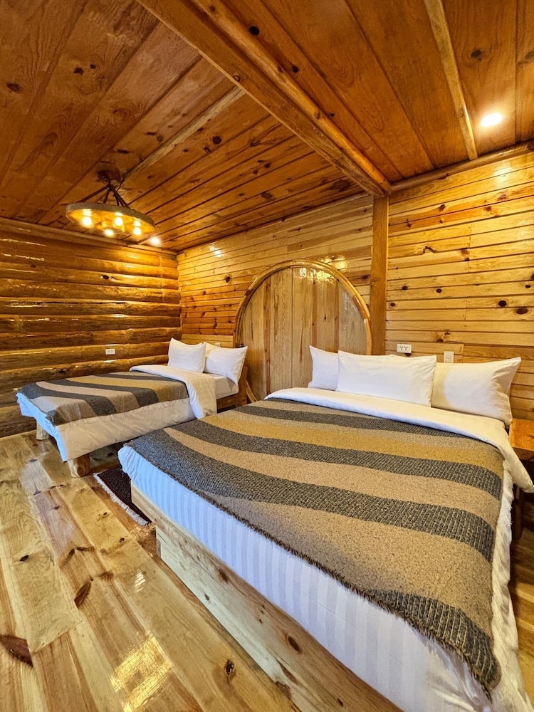 Family Suite, Balcony, Mountain View