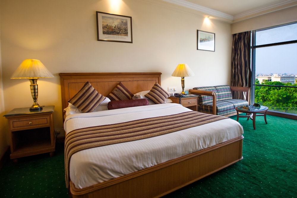 Deluxe Room ( A/C ) - Photo 4