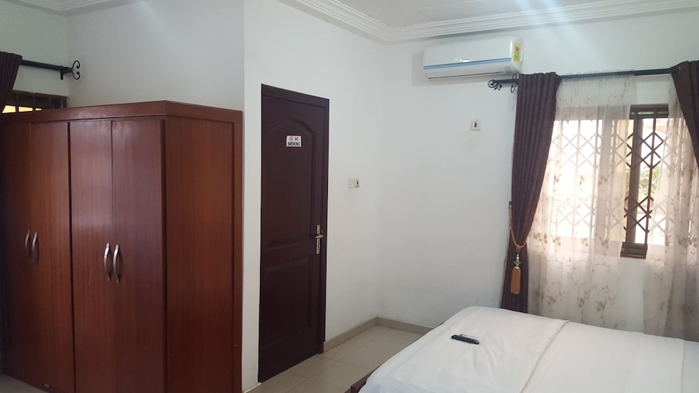 Standard Double Room, City View photo 1